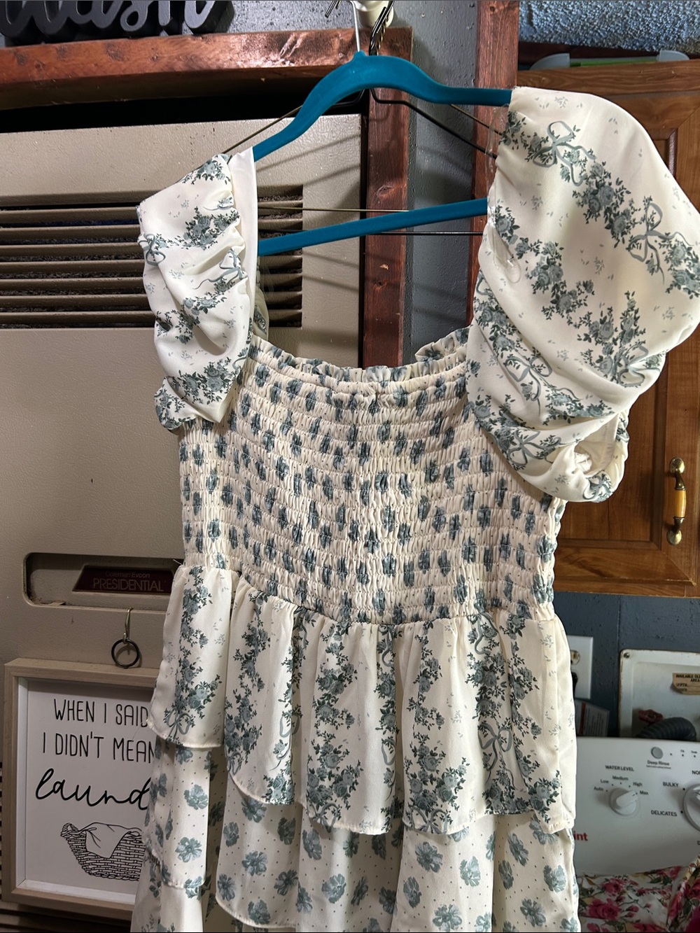 Dry Goods Cream Floral Smocked Puff-Sleeve maxi dress